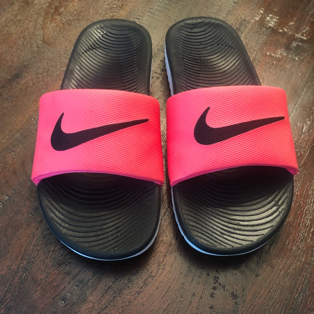Nike Women’s Kawa Slides Sandals 8
